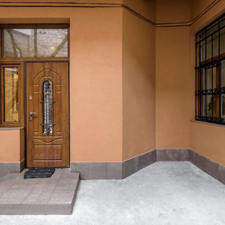 Apartments Stepana Bandery Lviv Eksteriør billede